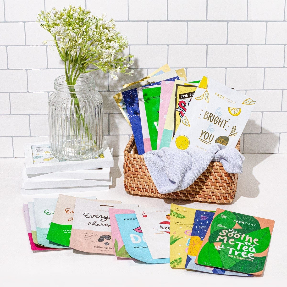 Kit Iniciação Lotus Minimal™ – 23 Sheet Masks + Faixa Spa